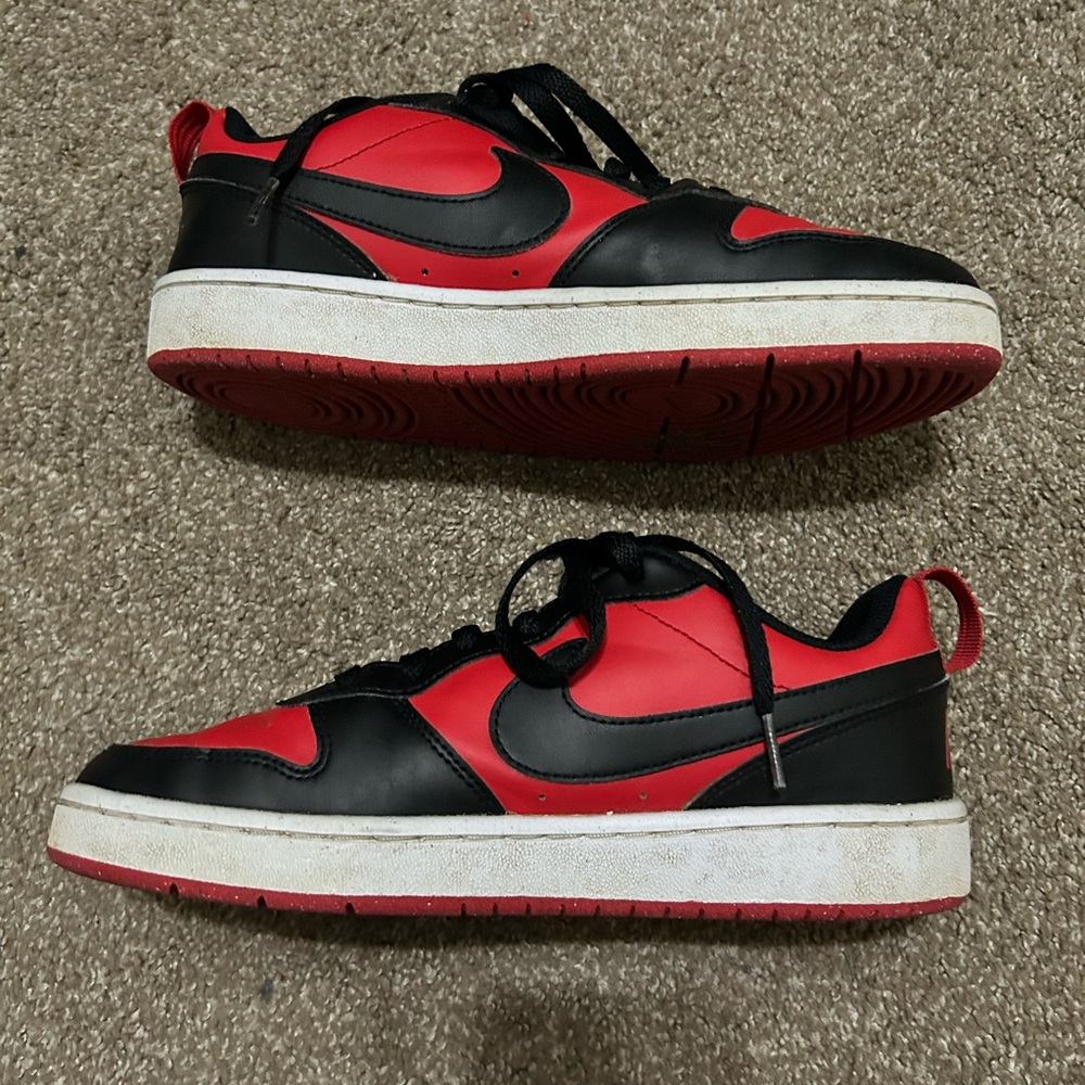 Nike Dunk Low Sneakers – Black & Red – Like New